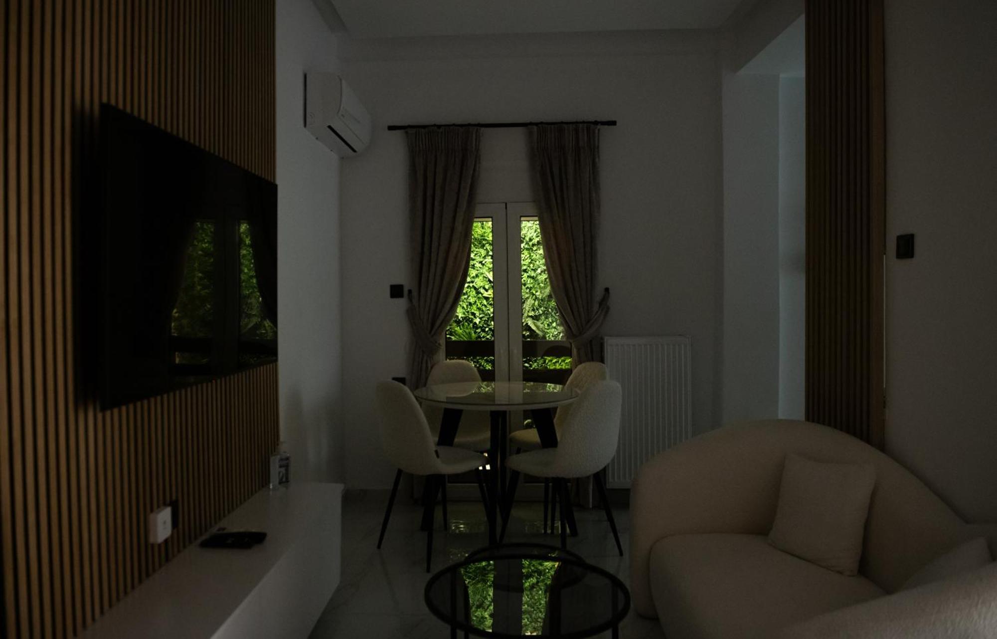 Navarino Lux * Thessaloniki
