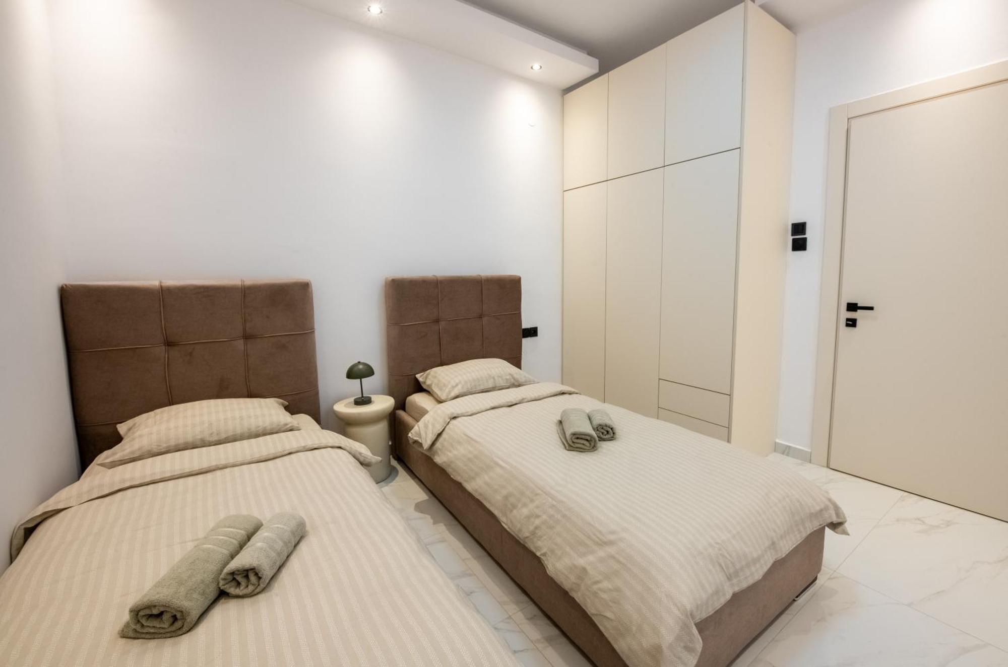 Apartment Navarino Lux *